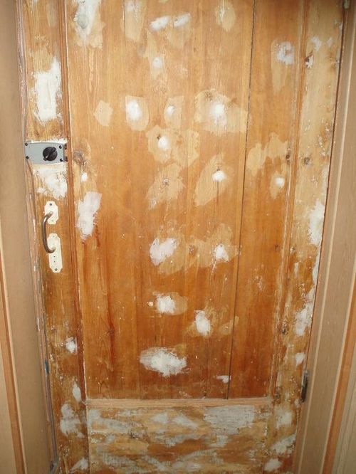 Как обновить старые межкомнатные двери своими руками: фото